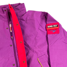 Load image into Gallery viewer, Vintage Gore-Tex light jacket L
