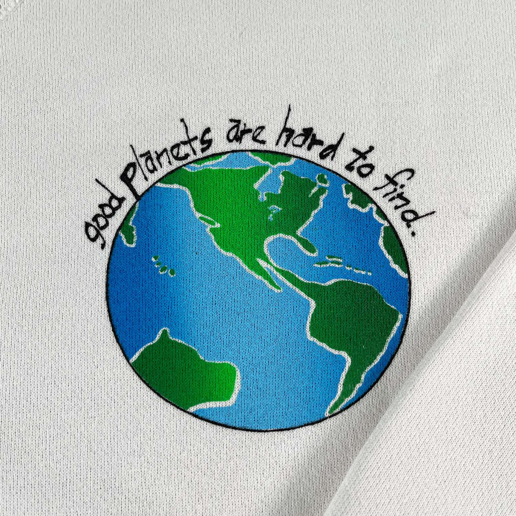 '90s Good Planets Are Hard to Find crewneck XL