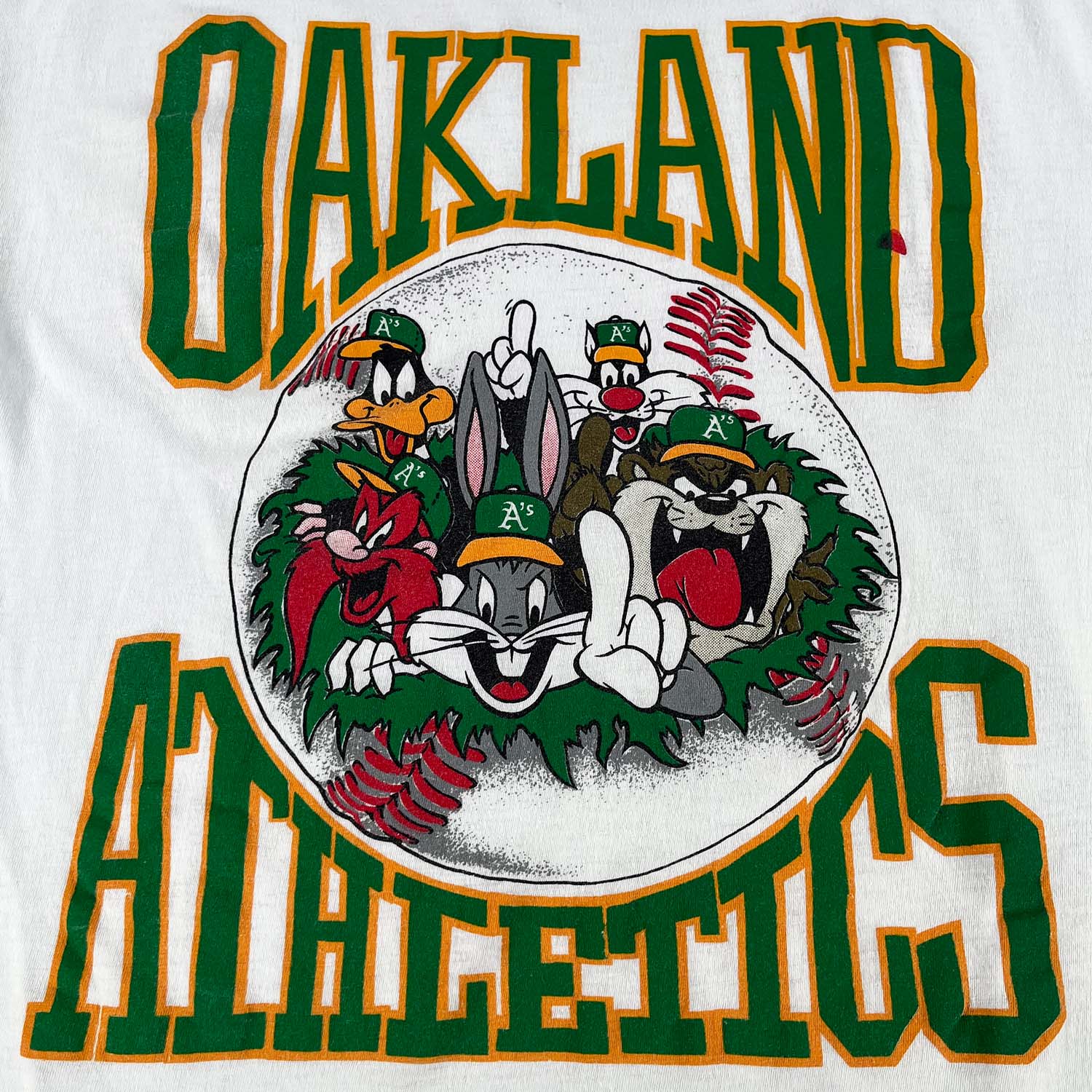 90s Oakland Athletics Looney Tunes tee L/XL – Gone Again Vintage