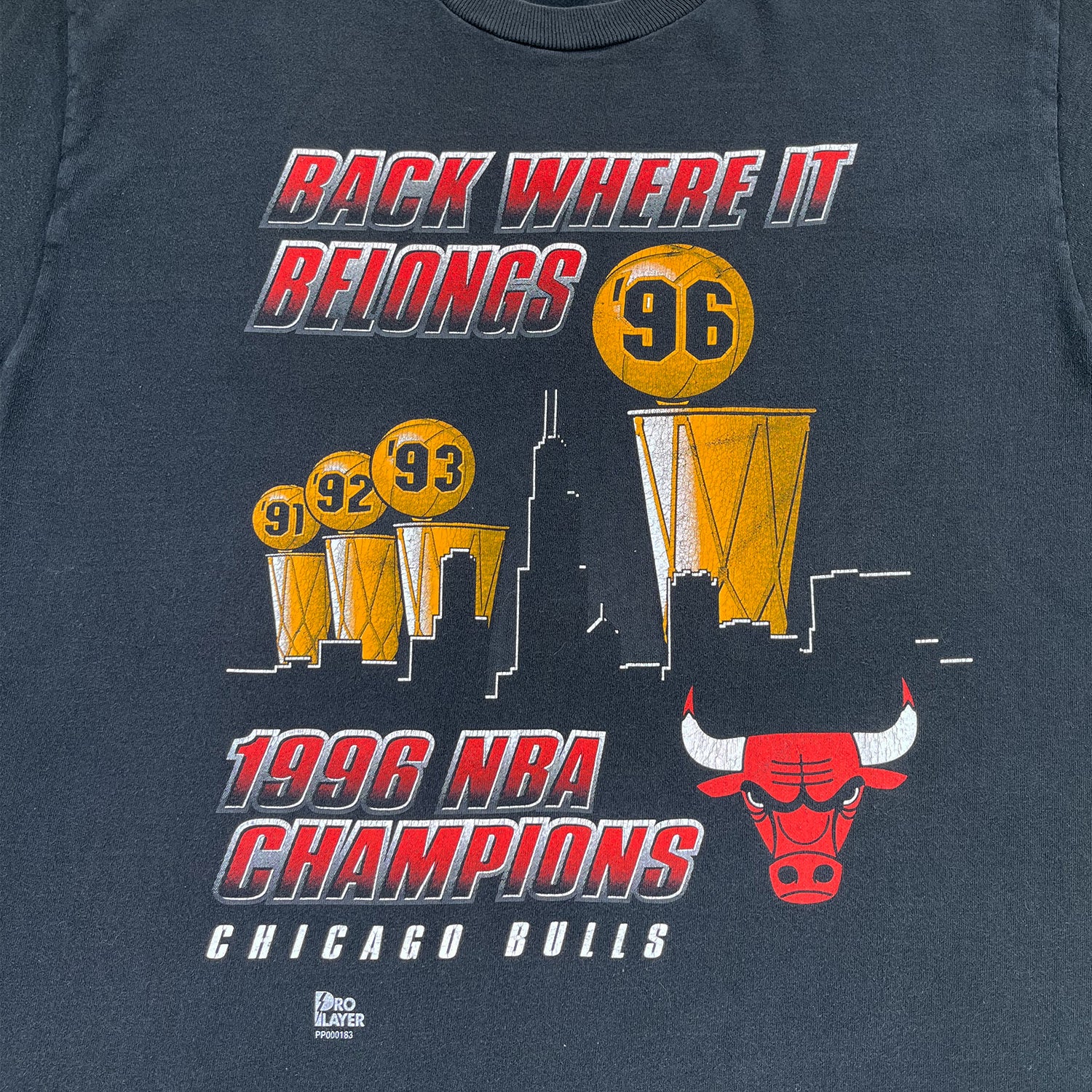 1996 Chicago Bulls Pro Player Back Where It Belongs tee L/XL