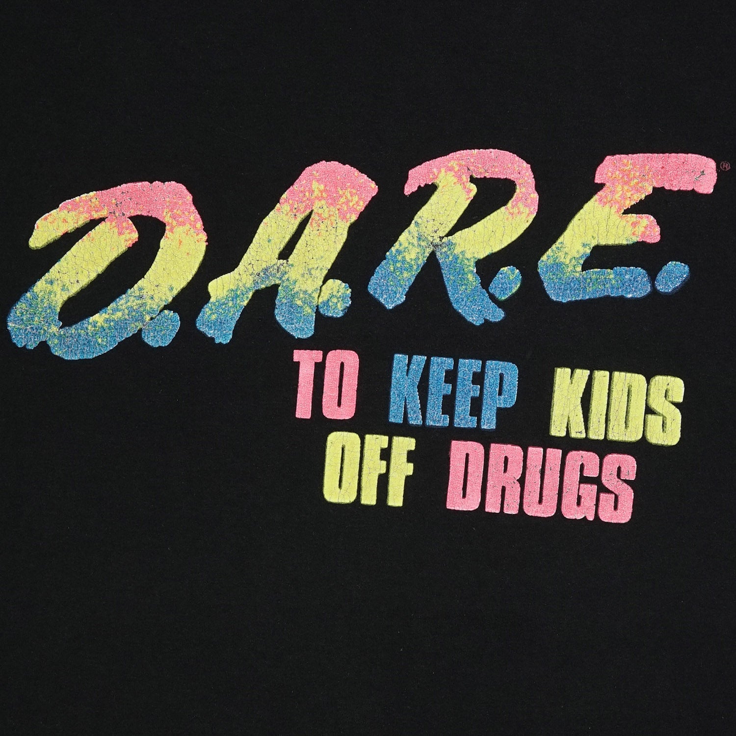 '90s D.A.R.E. rainbow tee XL