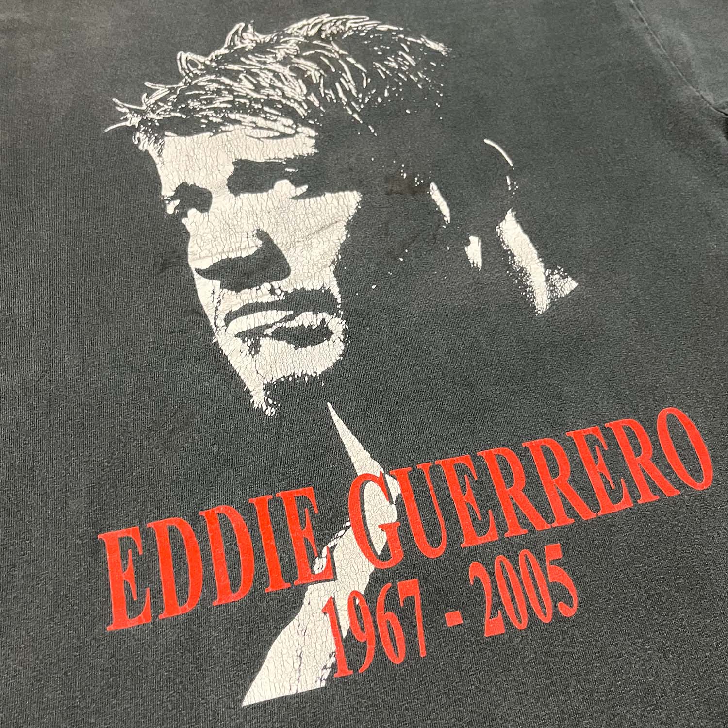 2005 Eddie Guerrero Viva La Raza tee M