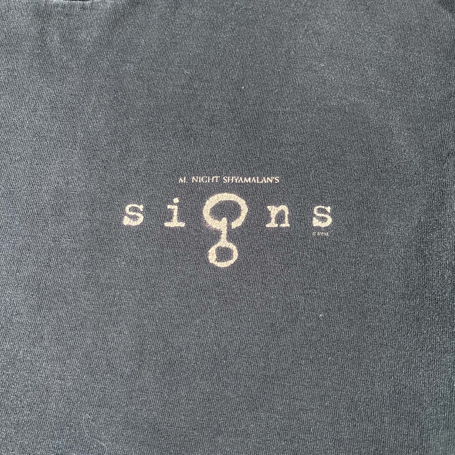 2002 'Signs' M. Night Shyamalan tee L