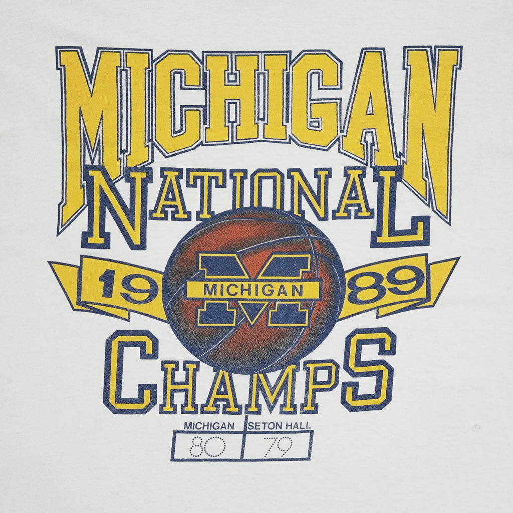 1989 Michigan National Basketball Champs distressed tee L