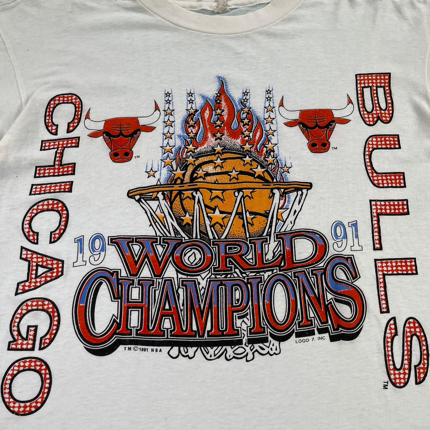 1991 NBA Champs Chicago Bulls logo 7 tee M