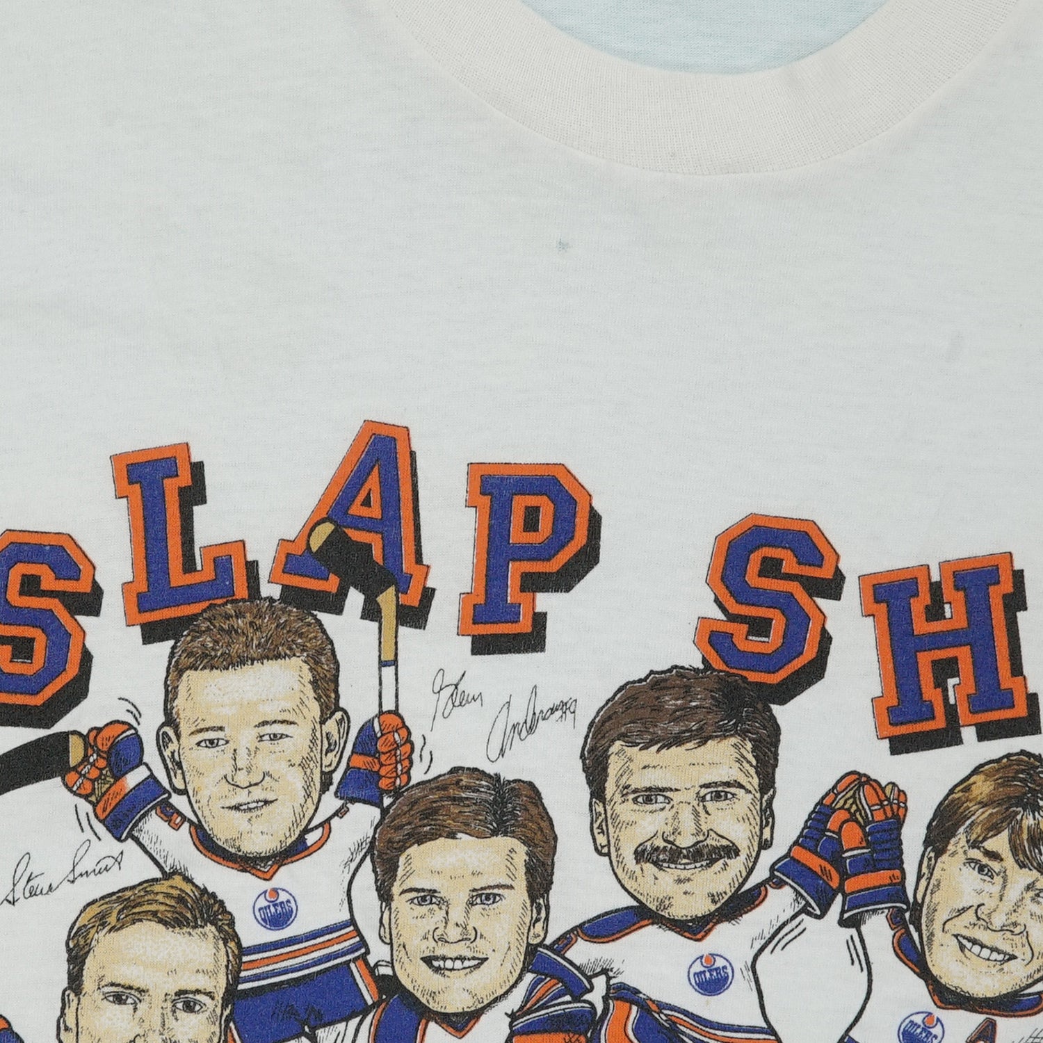 '80s Edmonton Oilers Slap Shot bobblehead tee L