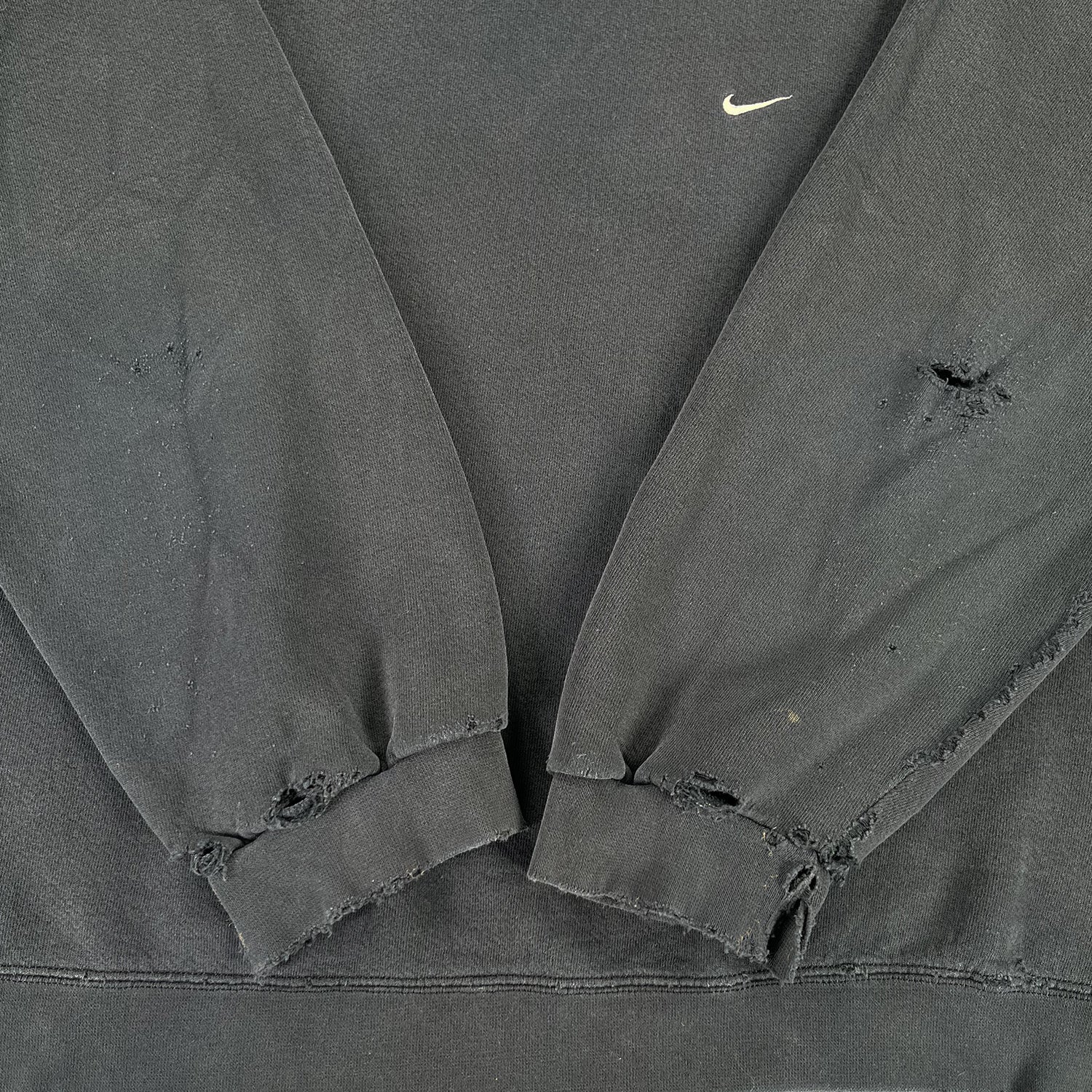 '90s Nike mini swoosh crewneck distressed XL