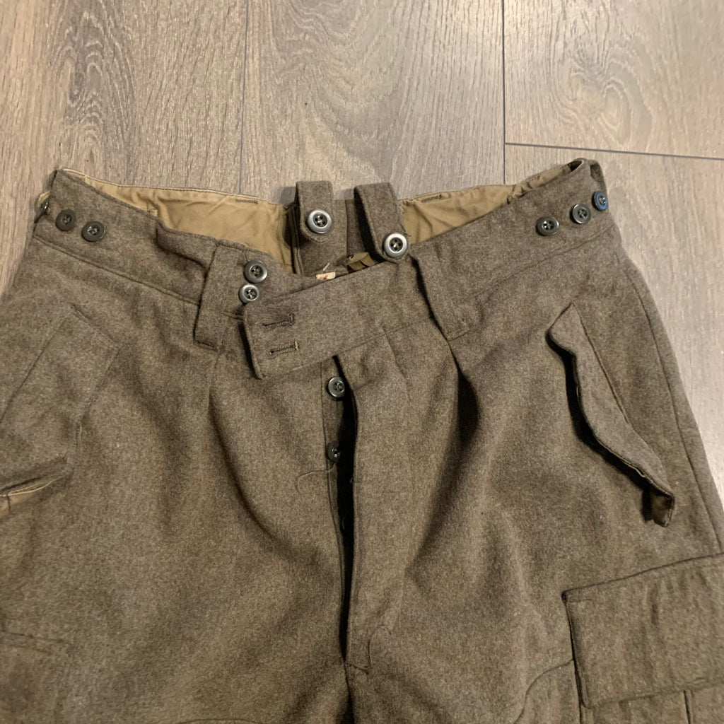 Vintage Wool Military Cargos 32