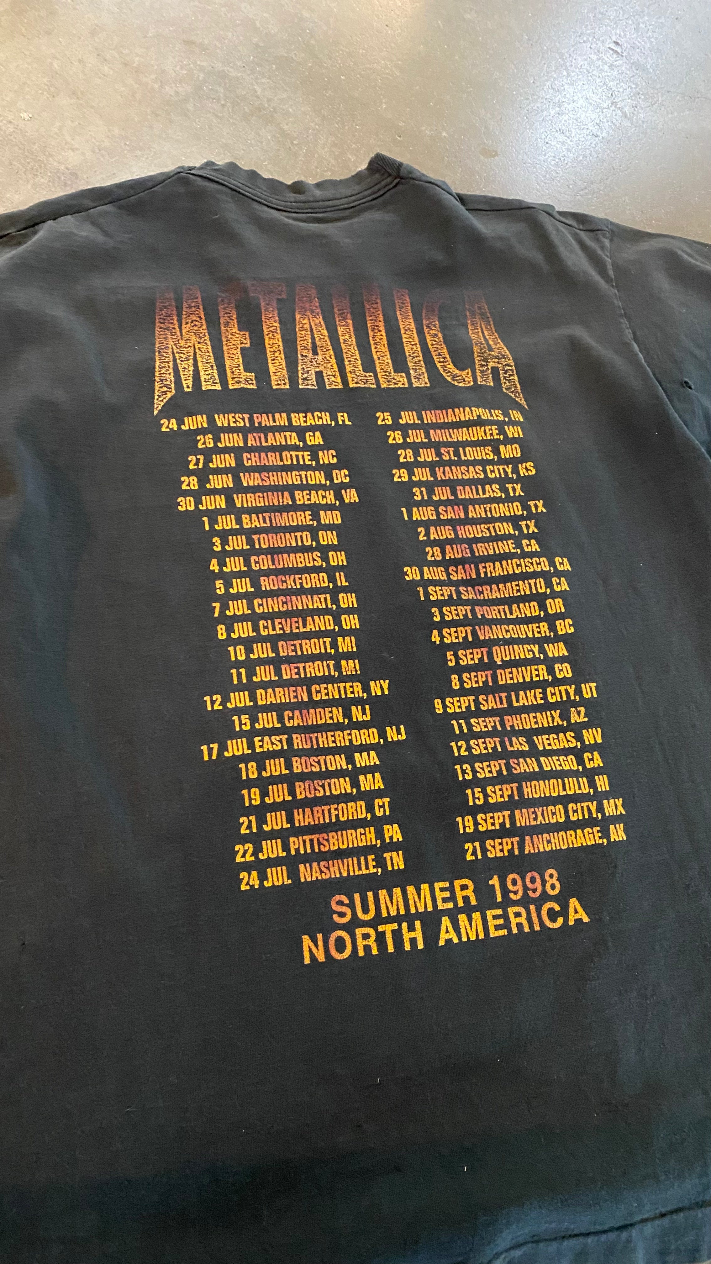 90s Metallica band tee L/XL