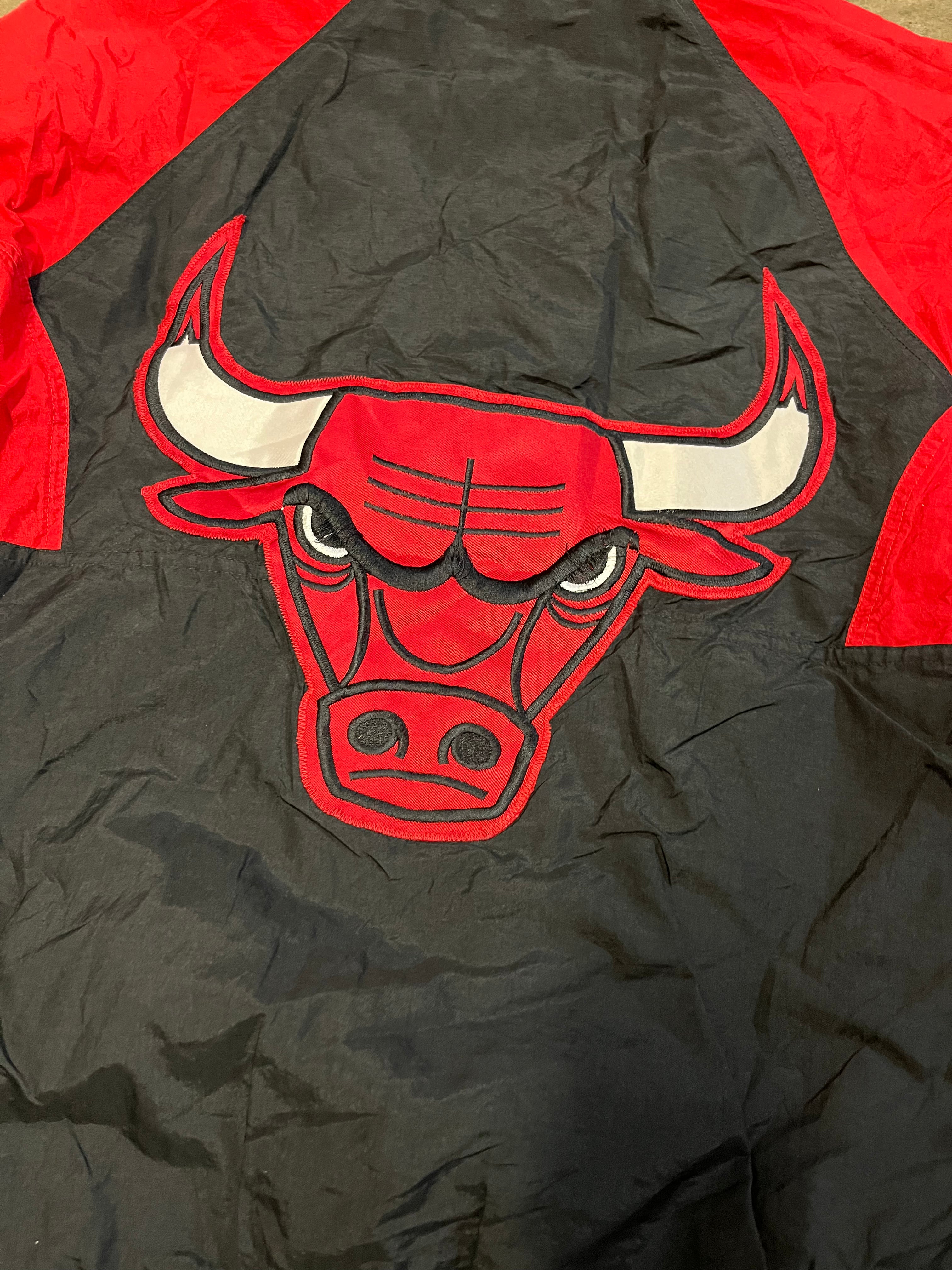 Vintage Chicago Bulls puffer jacket M