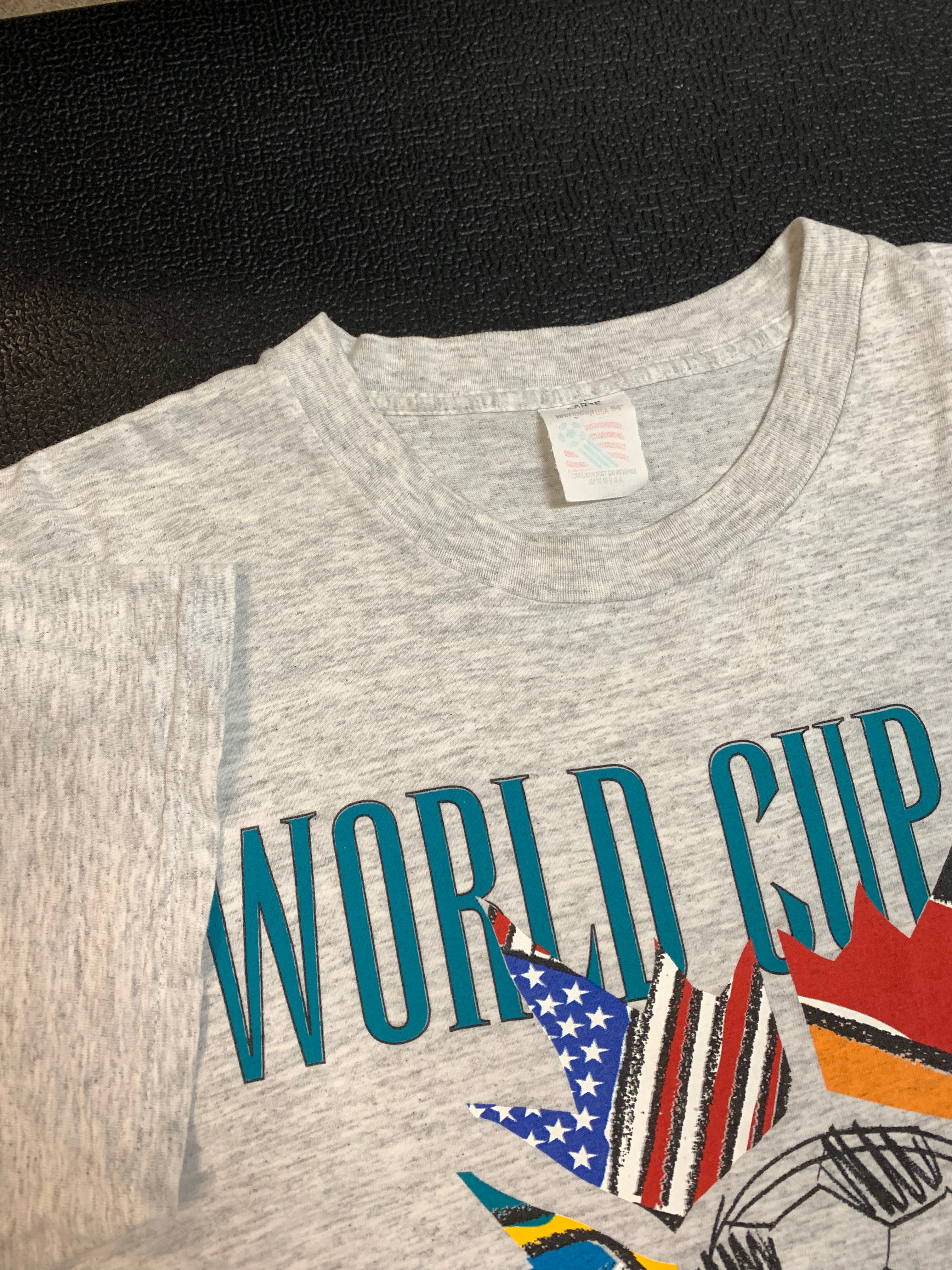 1994 World Cup soccer sketch tee L