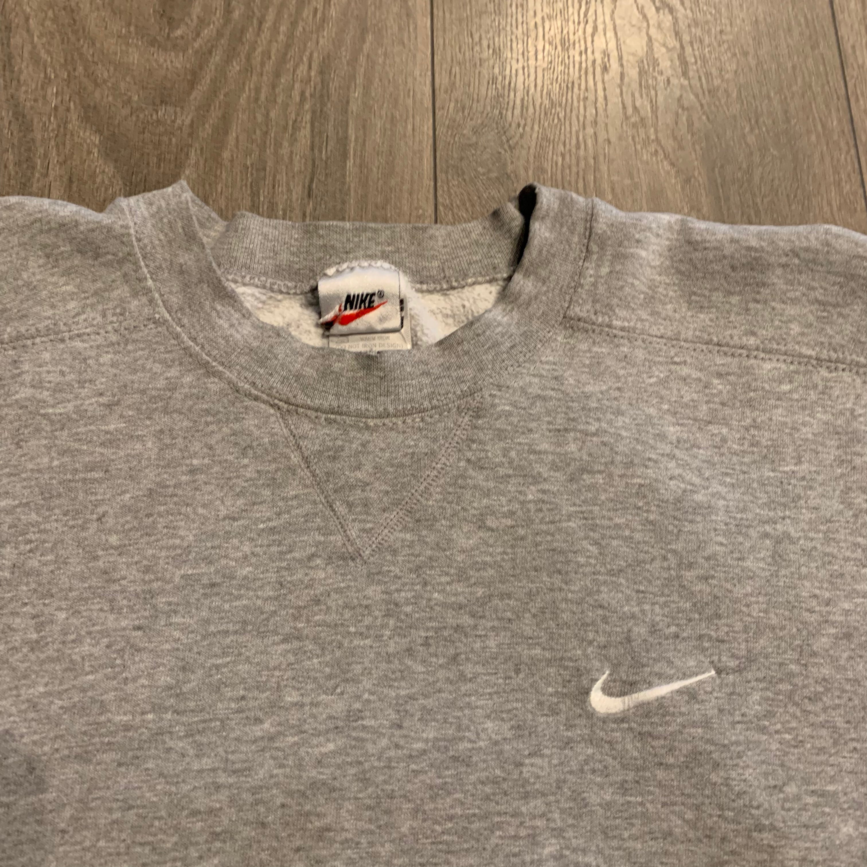 90s Grey Nike Swoosh Crewneck S