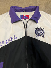 Load image into Gallery viewer, Vintage Sacramento Kings Pro Player light jacket M/L
