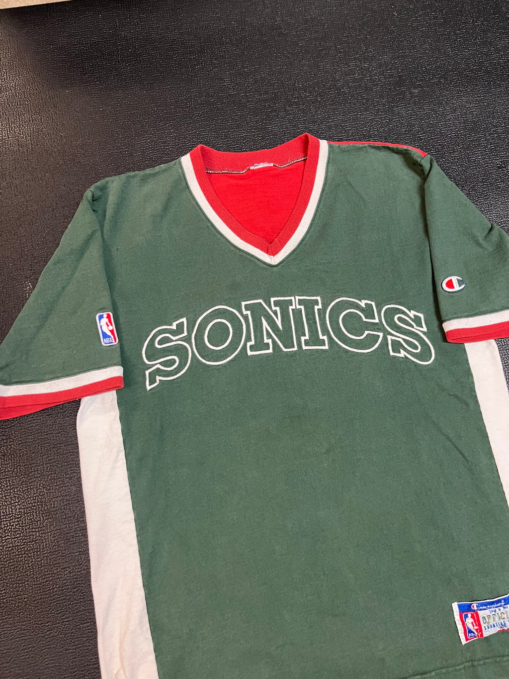 90s Seattle Sonics Champion shirt L
