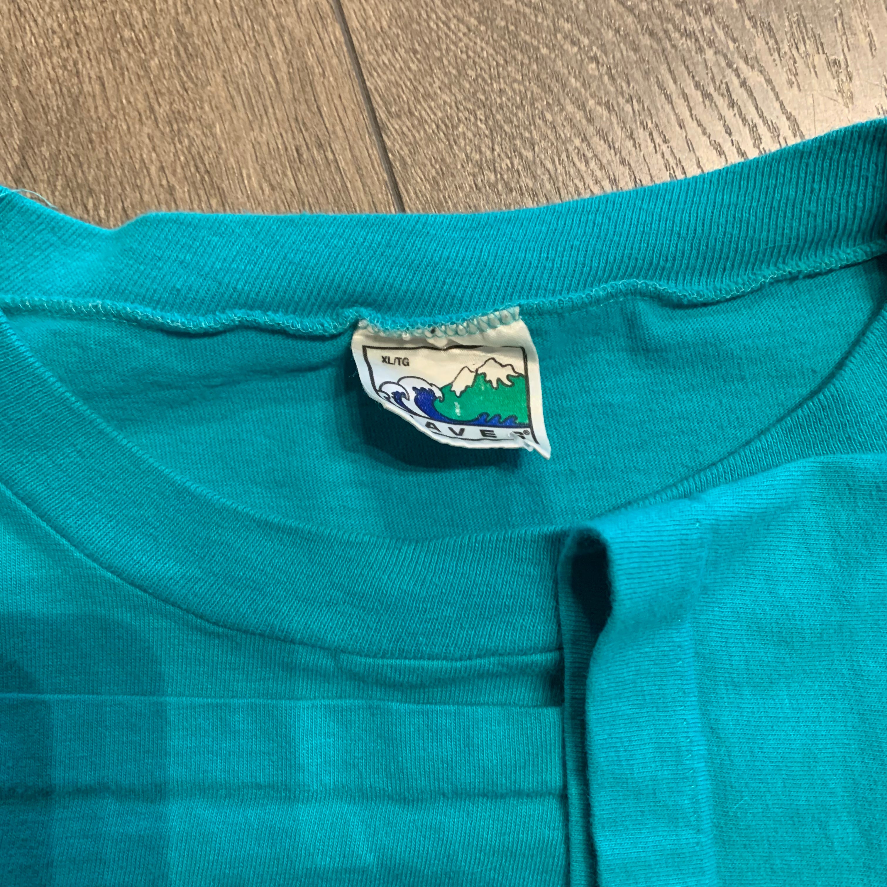 94’ Vancouver Grizzlies Tee XL