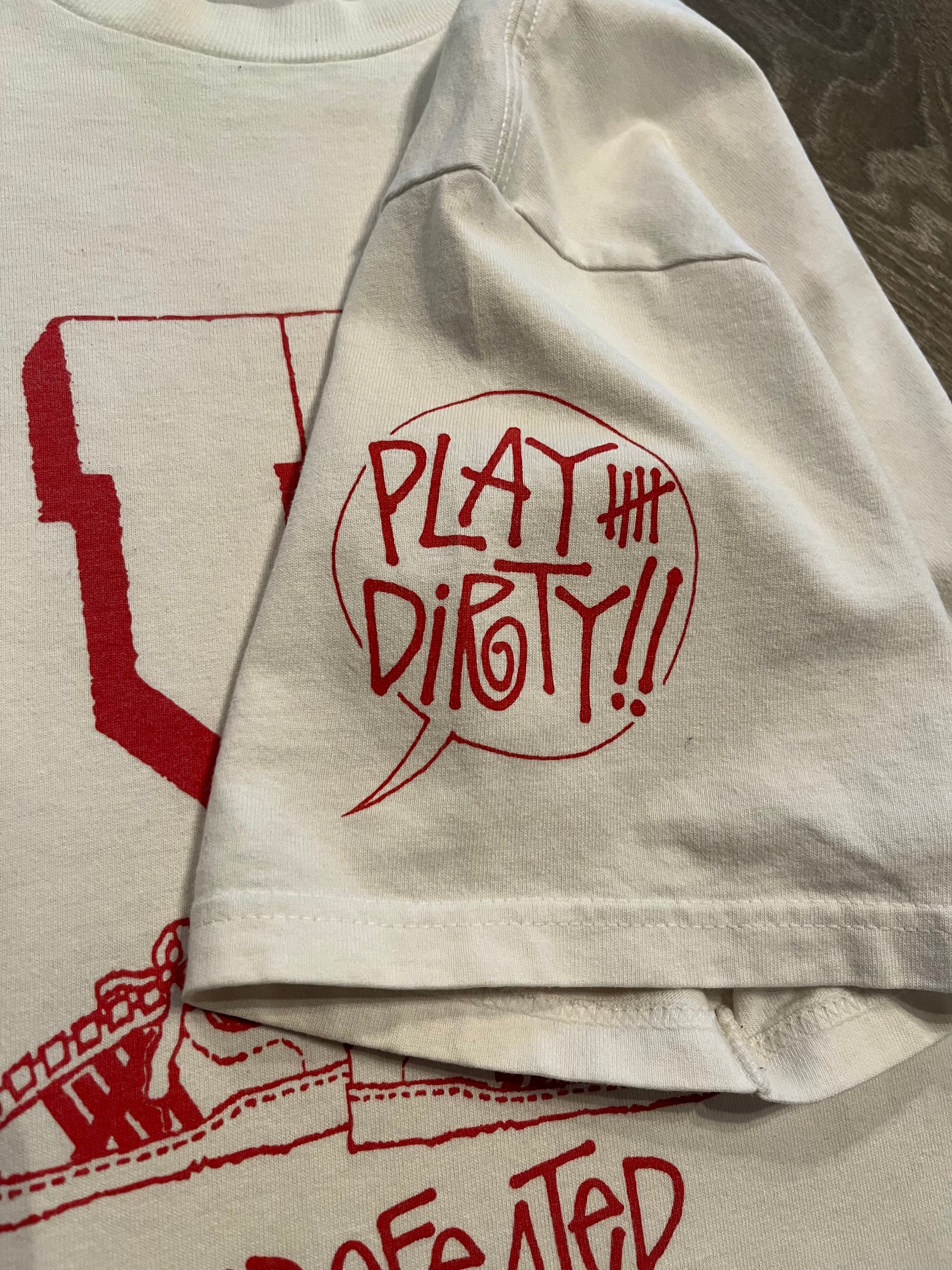 2000s Stussy Undefeated play dirty tee L