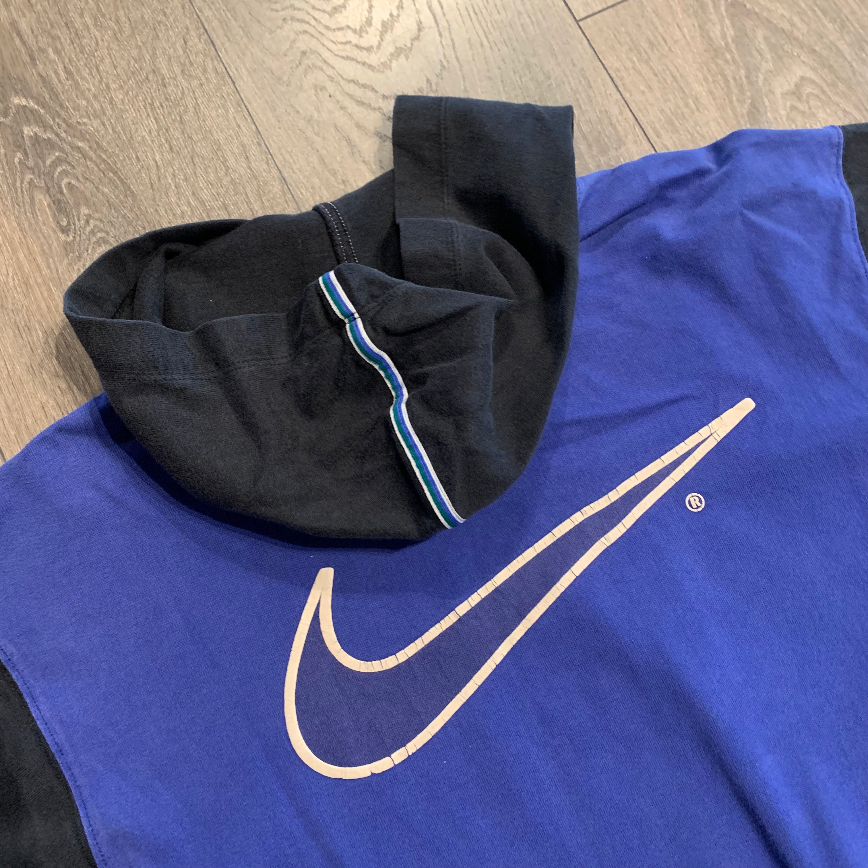90s Nike hooded t-shirt M