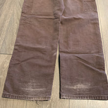 Load image into Gallery viewer, Vintage Carhartt Double Knees 30” x 29”
