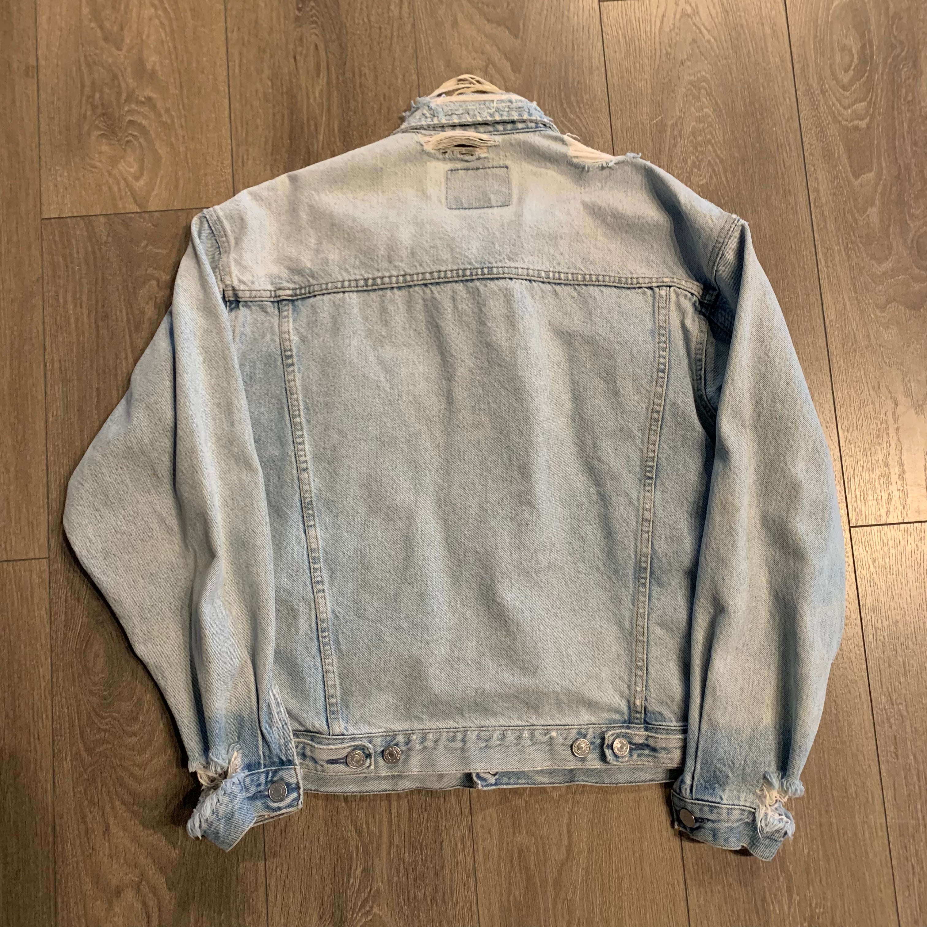 GAP Distressed Denim Jacket M