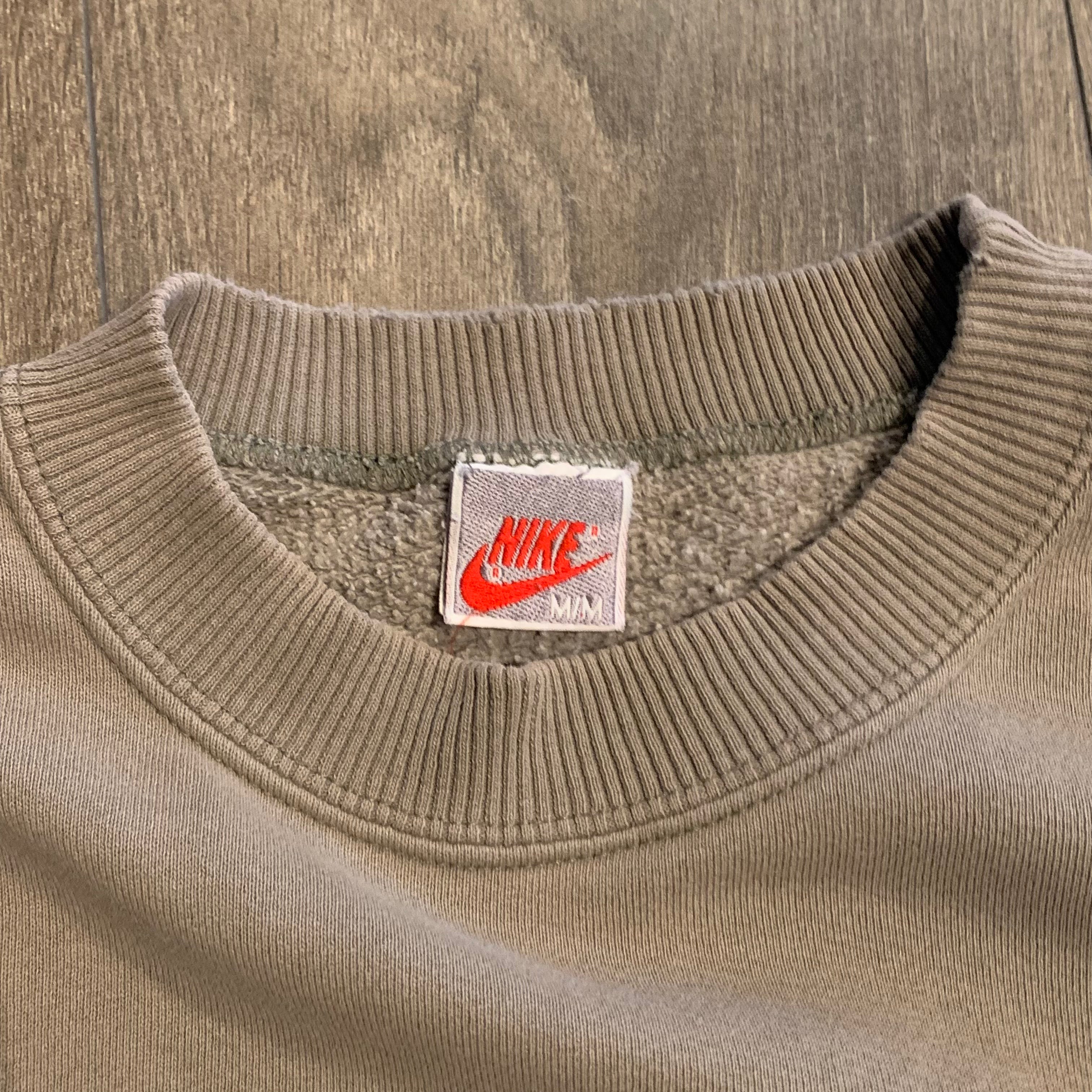 Vintage Nike tonal mini swoosh crewneck M