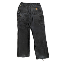 Load image into Gallery viewer, Vintage Carhartt distressed double knee pants 31x31
