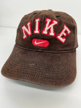 Load image into Gallery viewer, Vintage Nike spellout snapback
