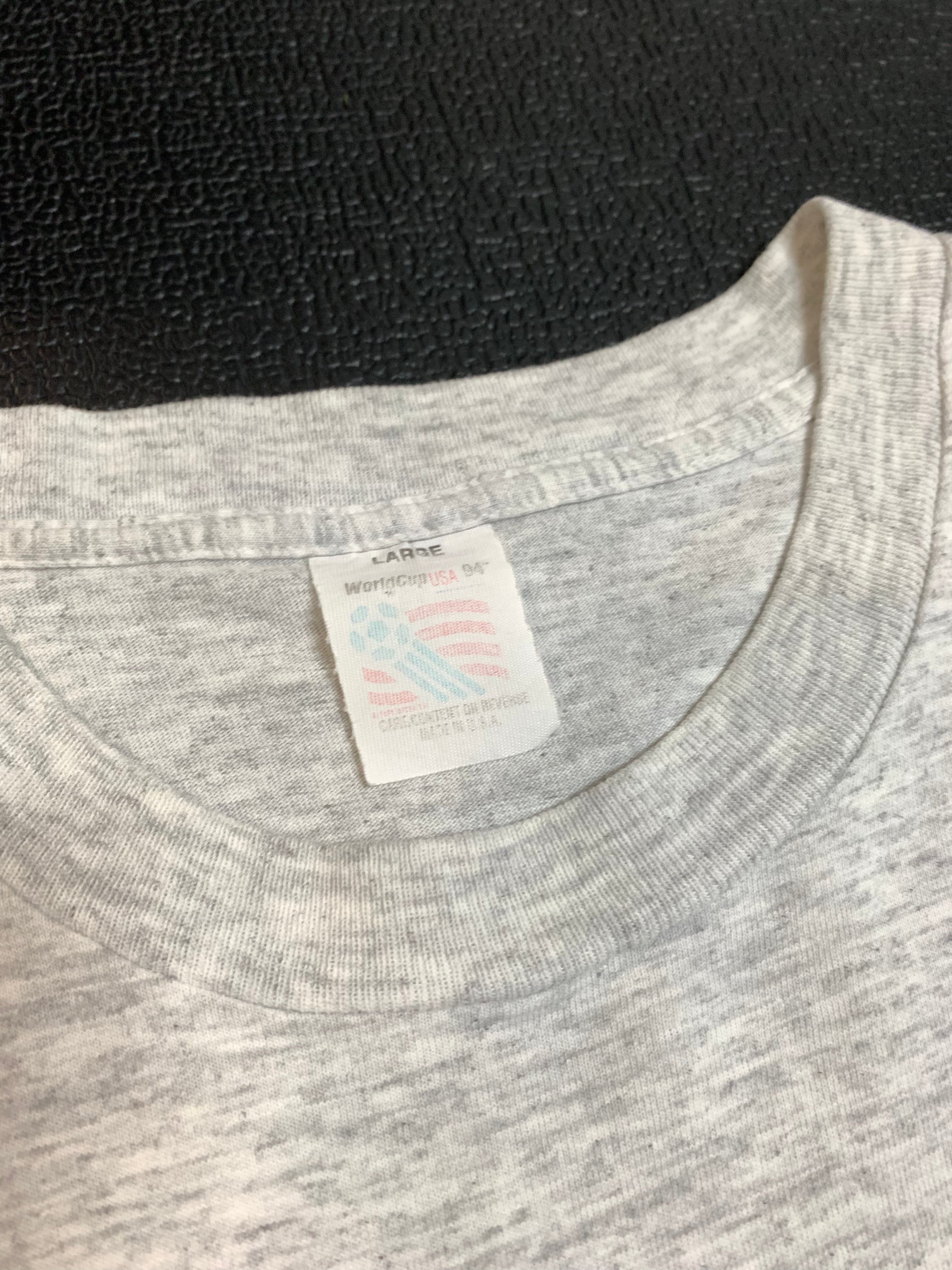 1994 World Cup soccer sketch tee L