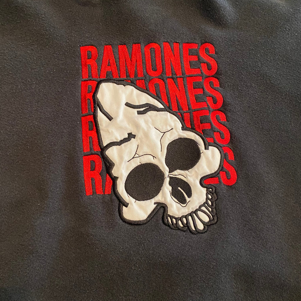 Vintage Ramones Skull Hoodie L