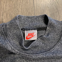 Load image into Gallery viewer, 90s Nike Air 180 longsleeve M
