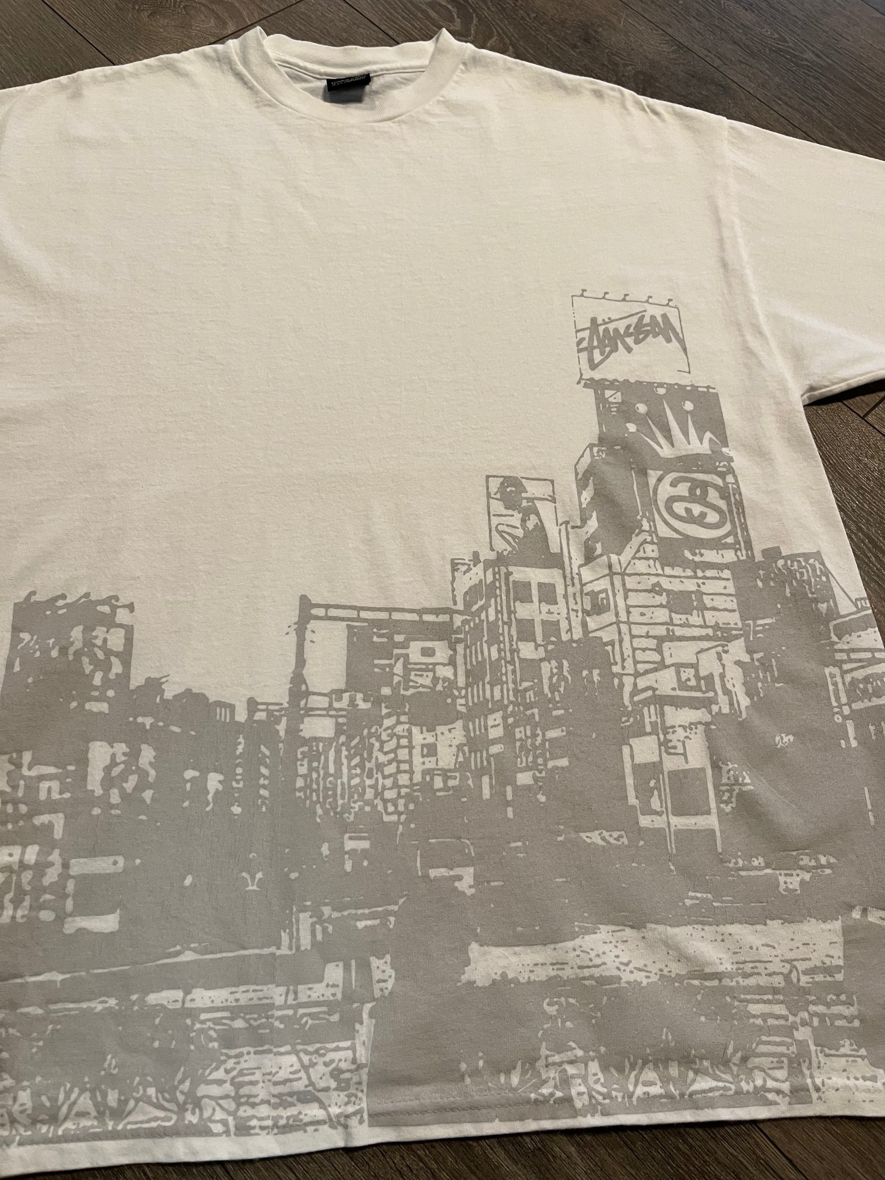 2000s Stussy cityscape tee XL