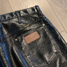 Load image into Gallery viewer, Wrangler Leather Pants 30
