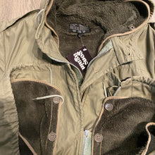 Load image into Gallery viewer, Olive Military Parka M
