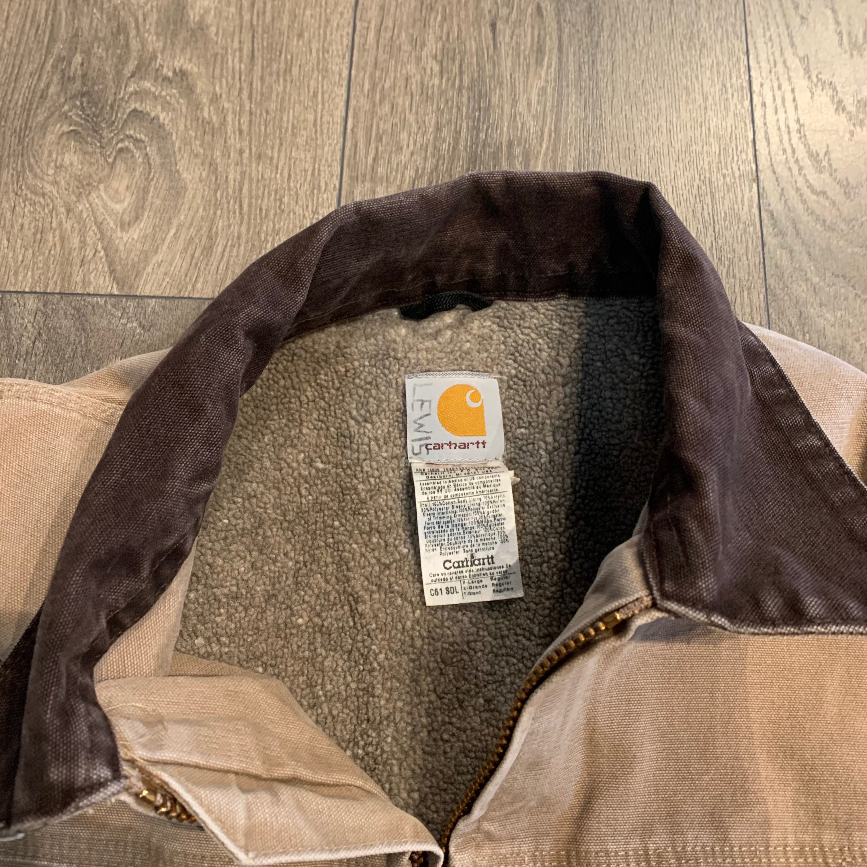Vintage Carhartt sherpa lined jacket XL