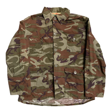 Load image into Gallery viewer, Camo Overshirt M
