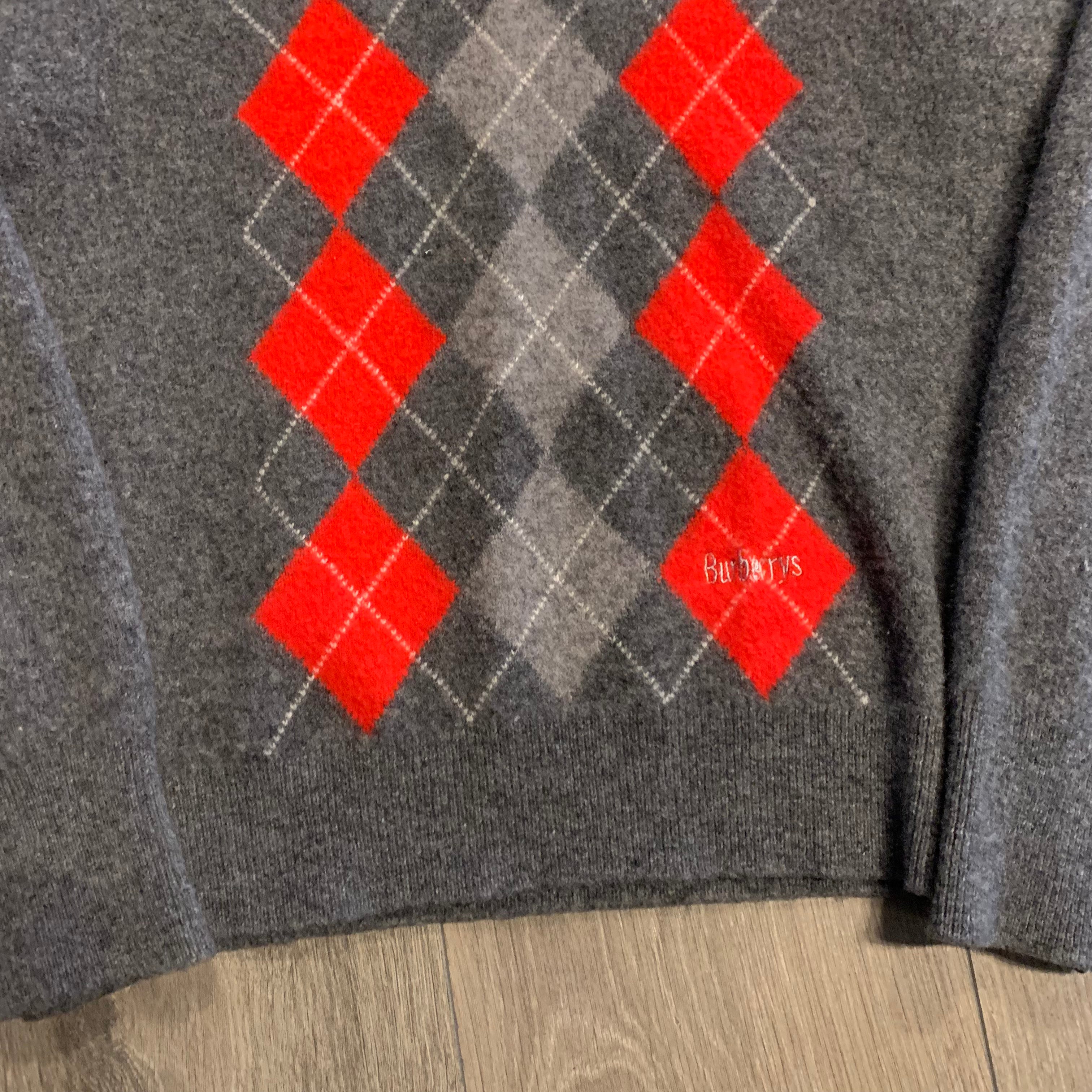 Burberry V-Neck Sweater M