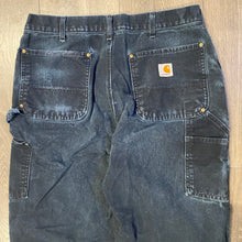 Load image into Gallery viewer, Vintage Carhartt double knee pants 32x30.5

