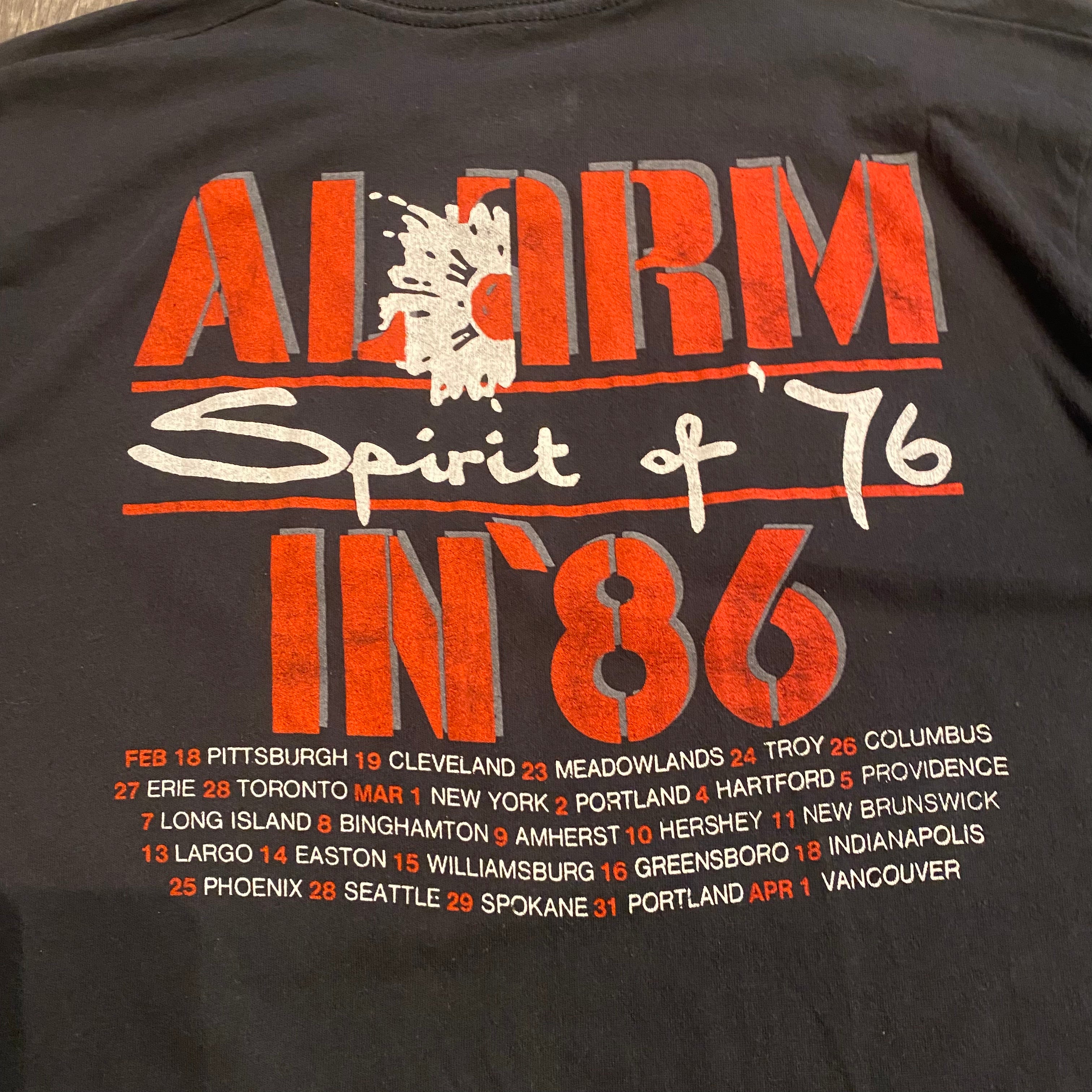 1985 Alarm Tee XL