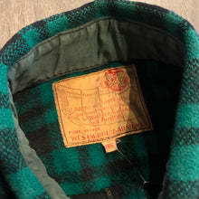 Load image into Gallery viewer, GWG Green/Black Flannel XL
