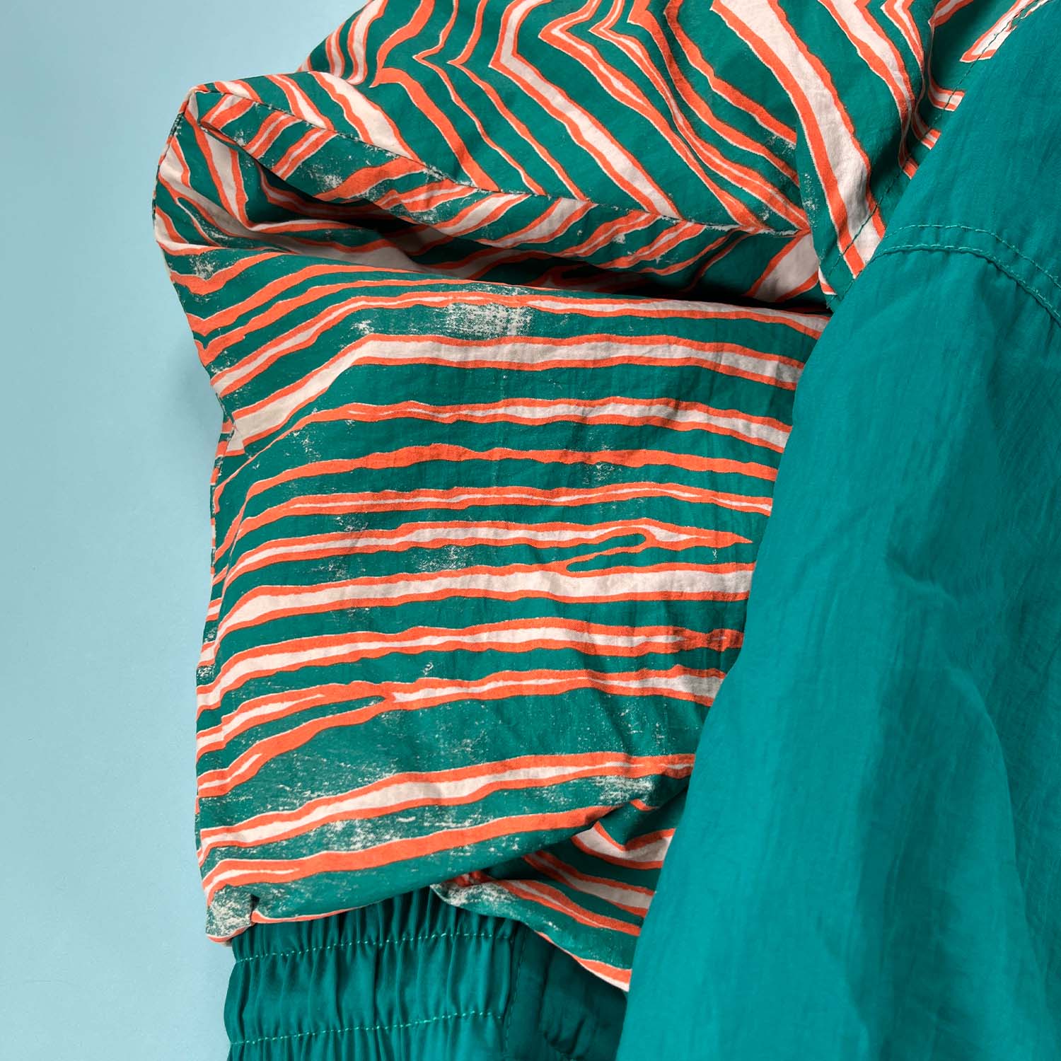 '90s Miami Dolphins Zubaz pattern NFL puffer jacket L/XL