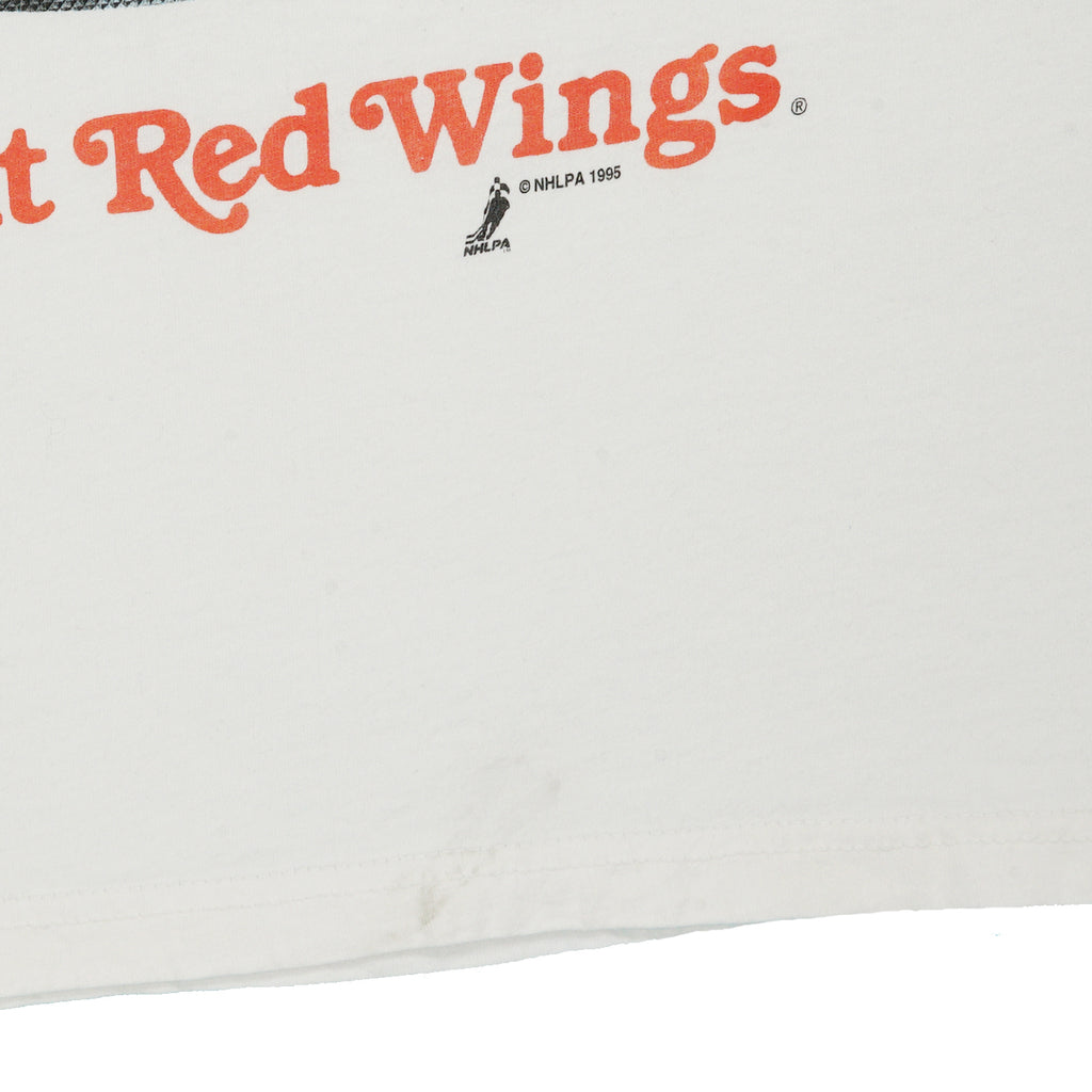 1995 "Winged Warriors" Detroit Red Wings NHL tee M