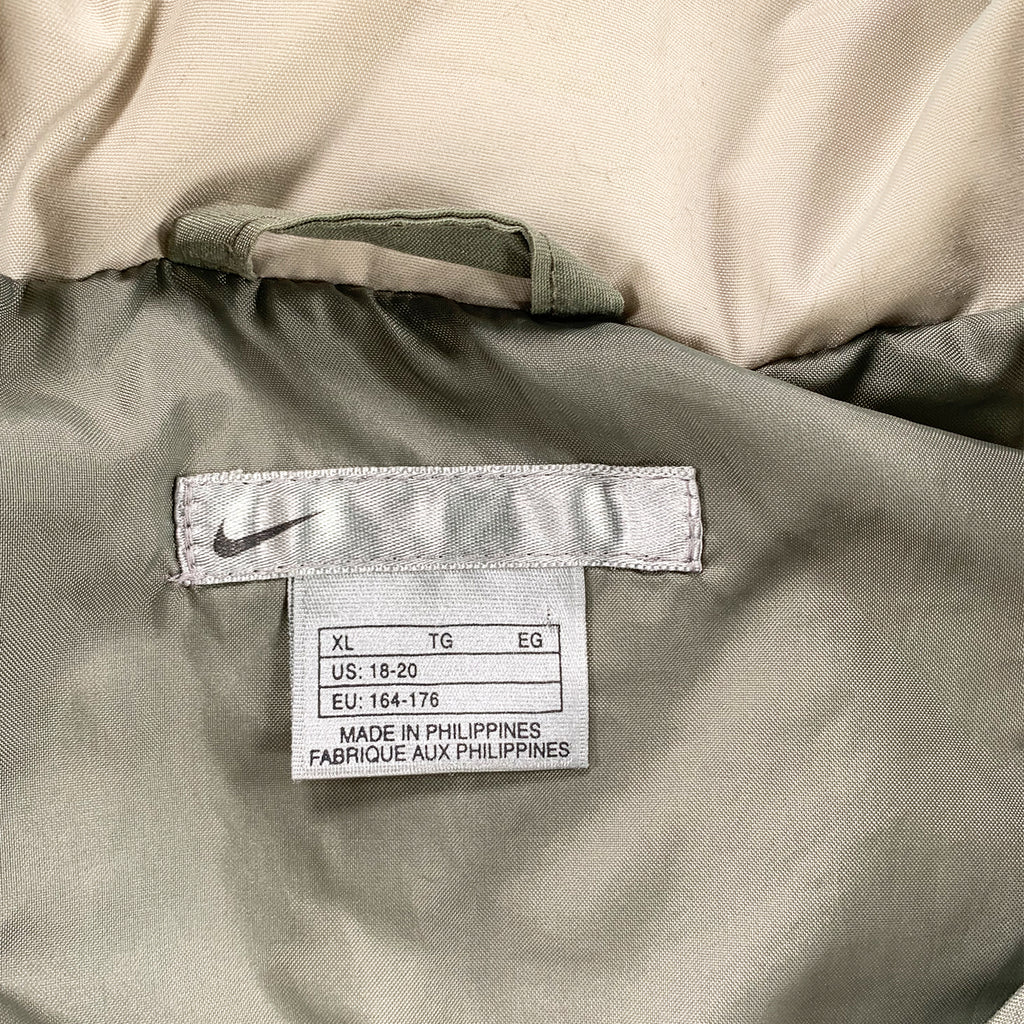 Vintage Nike block text puffer olive green L