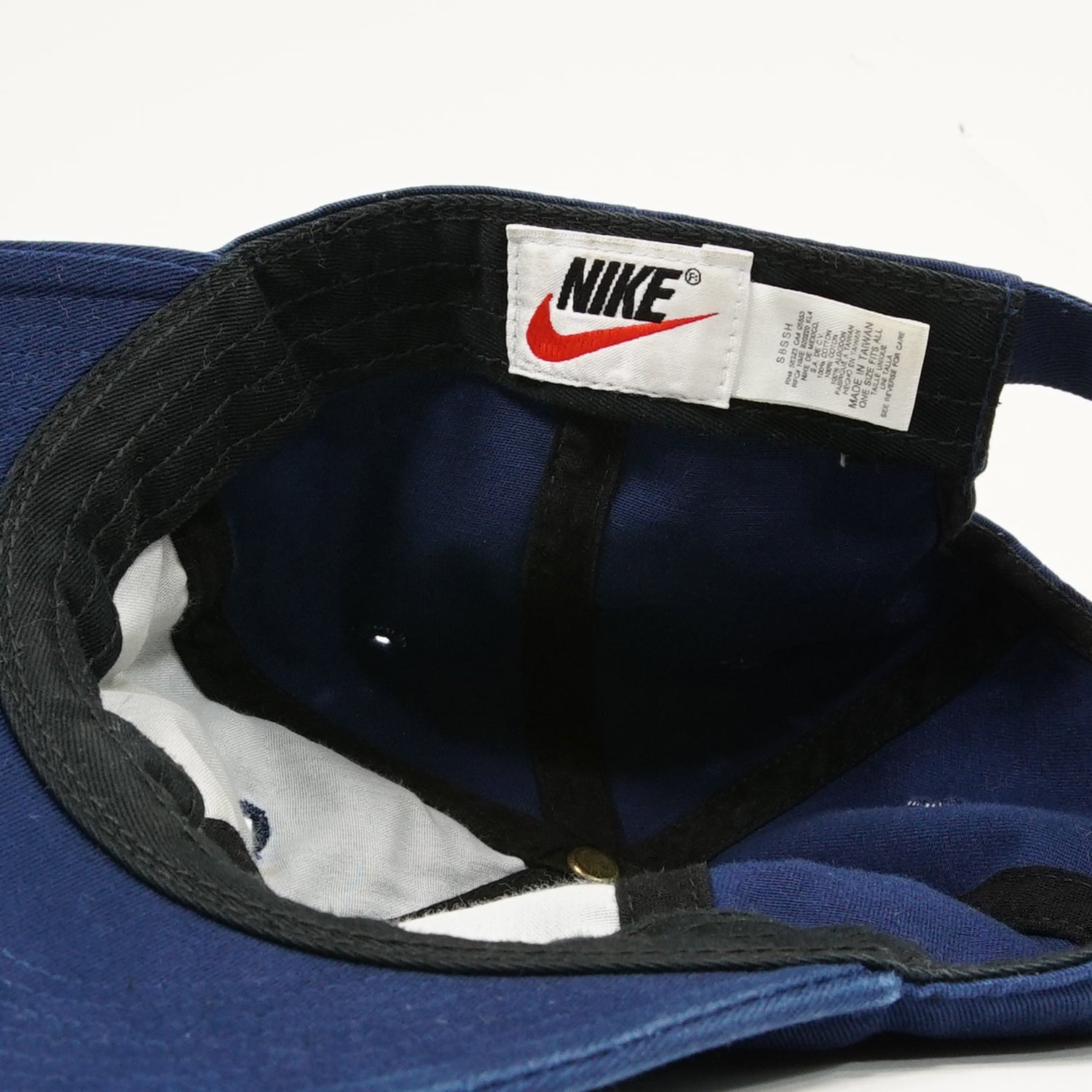 '90s Nike mini swoosh strapback hat navy blue