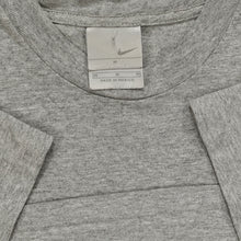 Load image into Gallery viewer, Vintage Nike mini swoosh tee M
