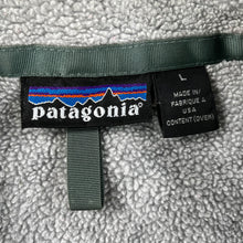 Load image into Gallery viewer, Vintage Patagonia full zip fleece jacket M/L
