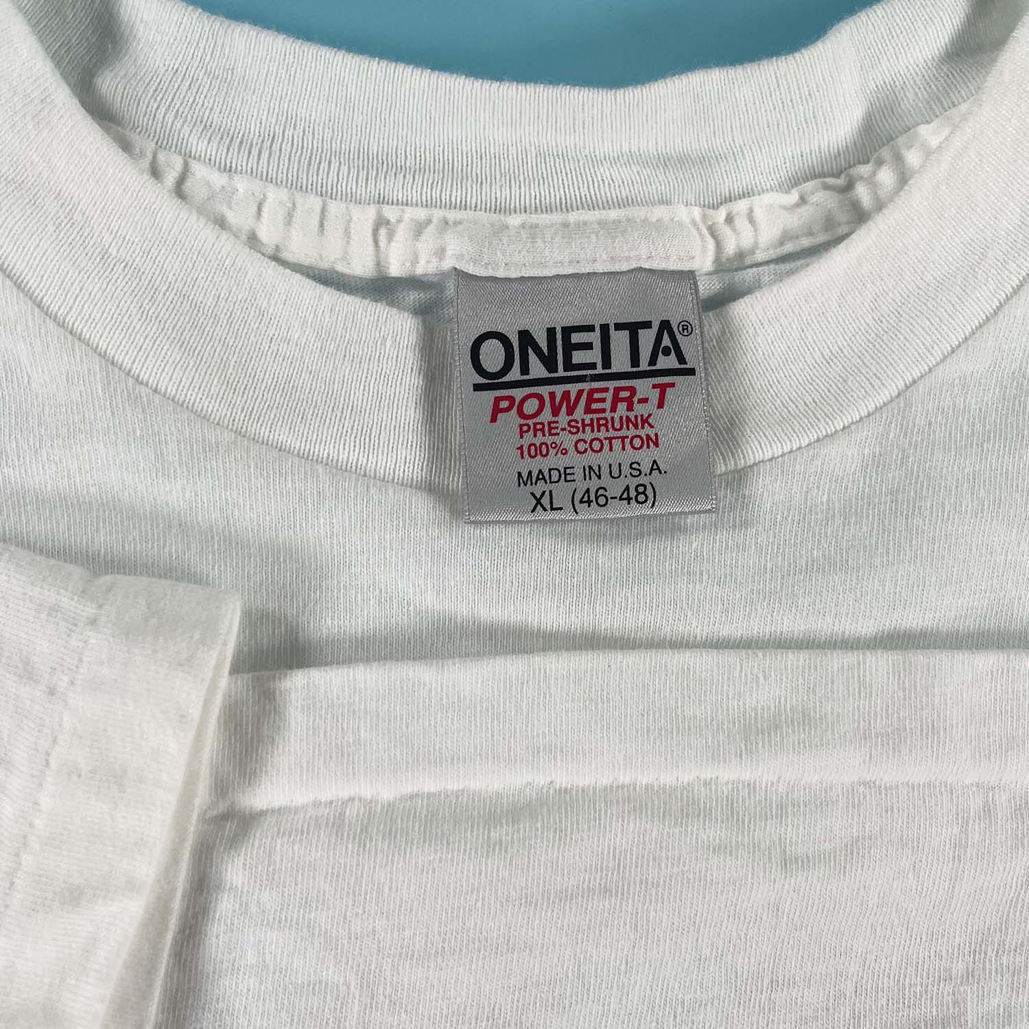 '90s Earth "It's Our World" tee XL