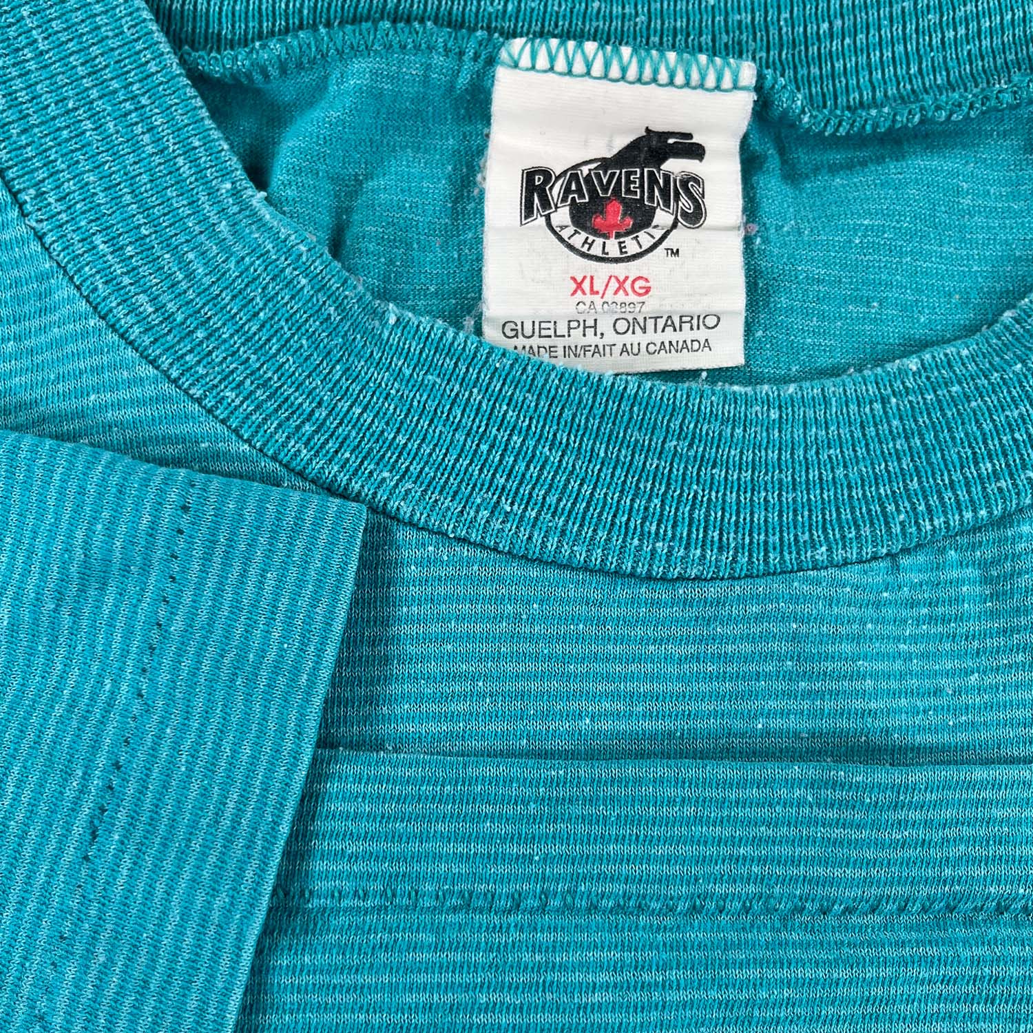 '90s Charlotte Hornets striped tee XL