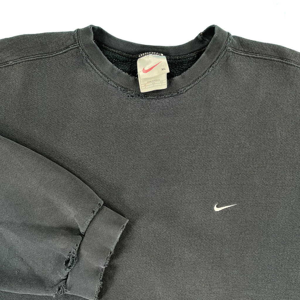 '90s Nike mini swoosh crewneck distressed XL