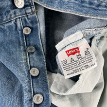 Load image into Gallery viewer, Vintage Levi&#39;s 501 faded denim 34x30.5
