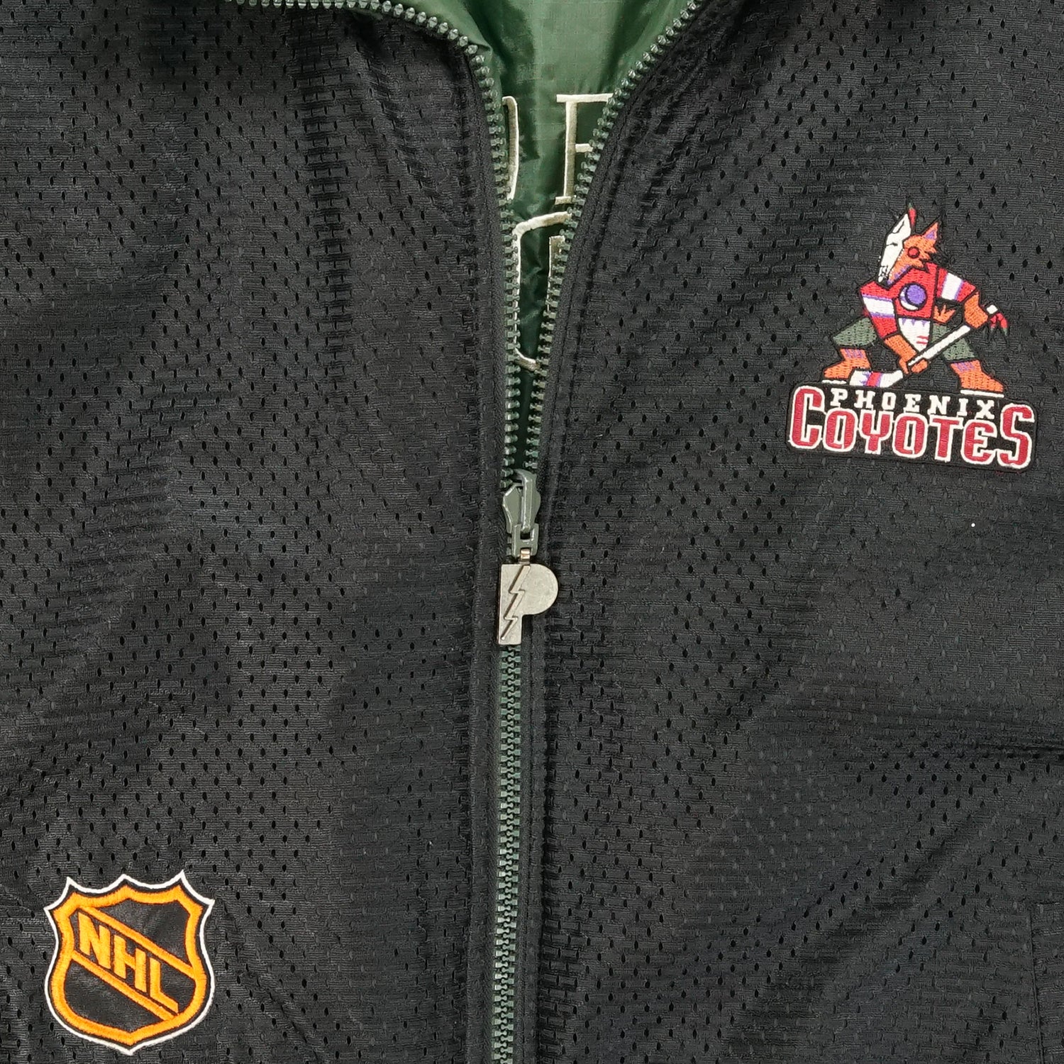Vintage NHL Phoenix Coyotes reversible puffer jacket L